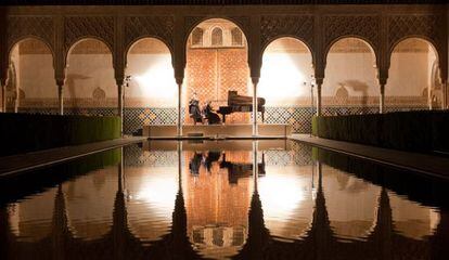 Concierto de Tabea Zimmermann y Silke Avenhaus en la Alhambra.