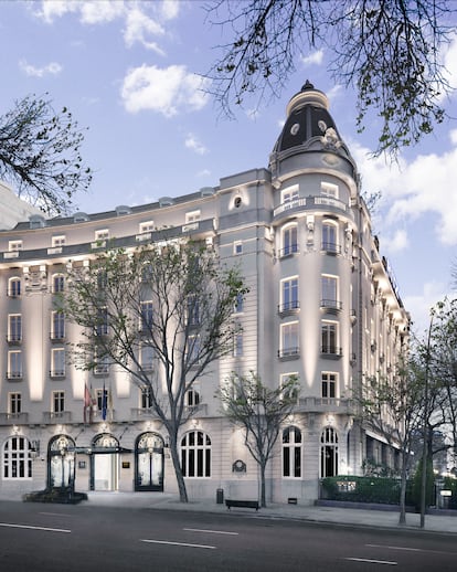 El Ritz, el primer hotel de lujo de España, fue diseñado por Charles Mewès a principios del siglo XX a imagen y semejanza del original de la place Vendôme parisina.