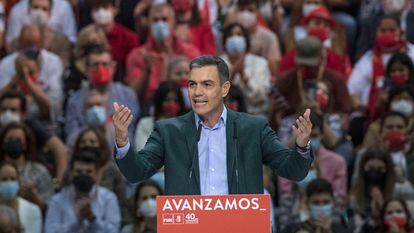 El presidente del Gobierno y secretario general del PSOE, Pedro Sánchez, interviene en la clausura de 40º Congreso federal.