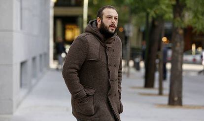 Guillermo Zapata, a la salida de la Audiencia Nacional el 7 de octubre de 2015.