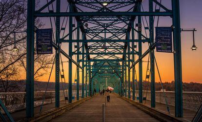 Puente sobre el río Tennessee, en Chattanooga.