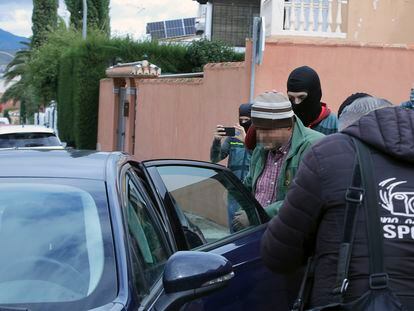 La Guardia Civil detiene este jueves en una operación antiyihadista a un policía local presuntamente radicalizado, en la localidad de La Zubia (Granada).