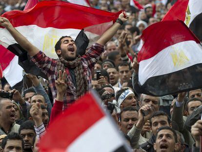 Manifestación en la plaza de Tahrir durante la primavera árabe en febrero de 2011.