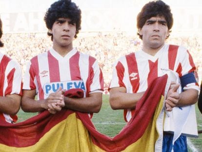 Los hermanos Maradona, Hugo, Lalo y Diego, en el duelo del Granada ante el Malmoe de 1987.