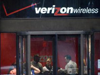 La junta directiva de Vodafone se reunirá hoy para analizar el acuerdo y el lunes lo hará la de Verizon. EFE/Archivo