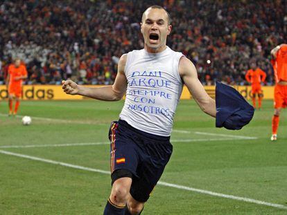 Iniesta celebra el gol que va donar a Espanya el Mundial del 2010.