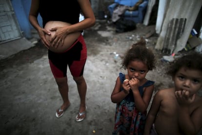 Una mujer con siete meses de embarazo en Recife, Brasil. 