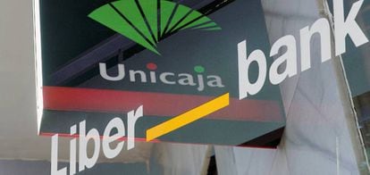 Logotipos de Unicaja y Liberbank. 