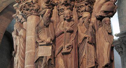 Detalle del Pórtico de la Gloria, del maestro Mateo, en la catedral de Santiago de Compostela. 