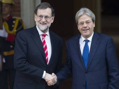 El presidente español, Mariano Rajoy, con el primer ministro de Italia Paolo Gentiloni en enero de 2017