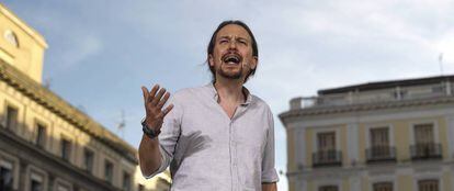 Pablo Iglesias en la Puerta del Sol de Madrid, en la concentraci&oacute;n convocada en favor de las moci&oacute;n de censura contra Rajoy.