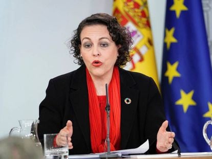 GRAF3185. MADRID, 07/12/2018.- La ministra de Trabajo Magdalena Valerio, durante la rueda de prensa celebrada en el Palacio de la Moncloa tras el Consejo de Ministros.- EFE/Zipi