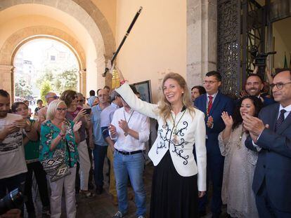 La socialista Amparo Marco, tras ser reelegida alcaldesa de Castellón.