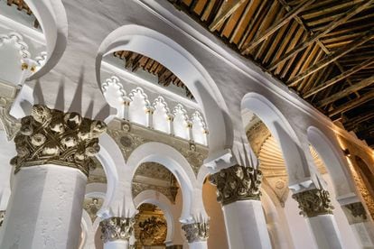 Interior de la sinagoga de Santa María La Blanca, en Toledo.