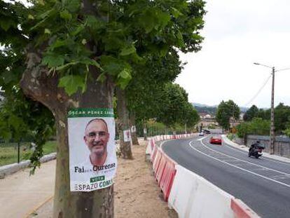 Carteles electorales en Ourense.