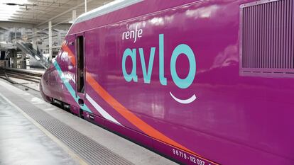 Tren de alta velocidad Avlo de Renfe.