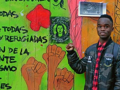 Algassoume Thiam, conocido por sus amigos como Hassim, es un chico senegalés de 29 años que está viviendo una odisea para regularizar su situación en España.