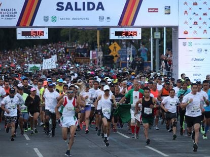 Una de las salidas del maratón de Ciudad de México, en 2019.