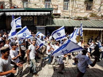 Manifestantes judíos, este domingo en la Ciudad Vieja de Jerusalén.