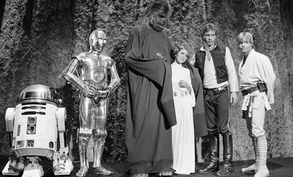 Kenny Baker, Anthony Daniels, Peter Mayhew, Carrie Fisher, Harrison Ford, y Mark Hamill.