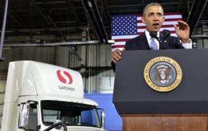 El presidente estadounidense Barack Obama da un discurso durante su visita a la localidad de Upper Marlboro, Maryland, Estados Unidos el18 de febrero de 2014.