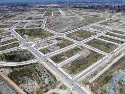 Suelo urbanizable en el Ca&ntilde;averal, al sudeste de Madrid.