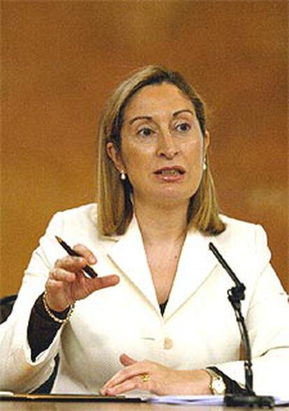 La ministra de Sanidad, Ana Pastor.