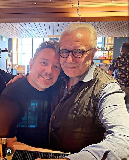 Los chefs Albert Adrià y Alain Ducasse, en una imagen de la cuenta de Instagram del segundo.