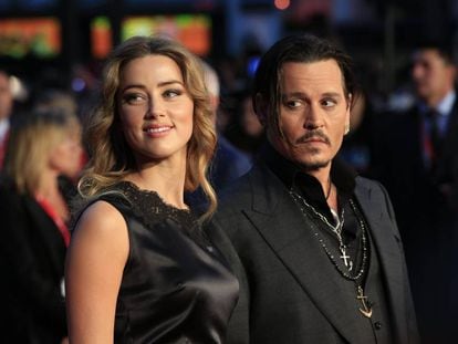 Amber Heard y Johnny Depp, en una alfombra roja el pasado octubre.