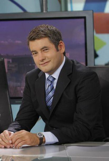 Julio Somoano, durante su época de presentador en Telemadrid.