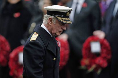 Carlos de Inglaterra fue el encargado de presidir la ceremonia en ausencia de su madre. Su esposa, Camilla, duquesa de Cornualles, también acudió.