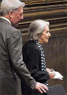 Mario Vargas Llosa y Nadine Gordimer, en México.