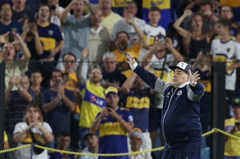 Maradona, homenajeado contra Boca Juniors, el 7 de marzo.