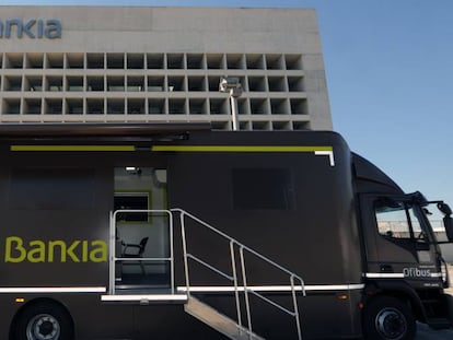 Imagen de un ofibus de Bankia.