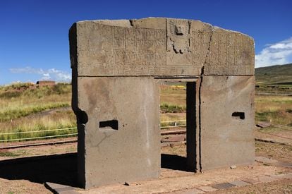 La antigua puerta a la ciudad de Tiahuanaco.