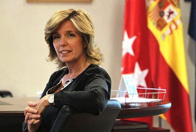 La consejera de Presidencia y Justicia, Regina Plañiol, en su despacho.