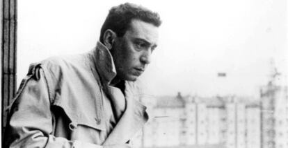 Luciano Bianciardi en Milán a principios de los años sesenta.