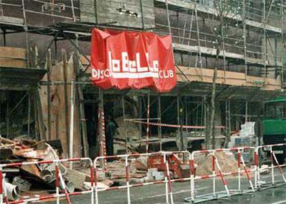 Esta foto de archivo muestra el estado en el que quedó la discoteca &#39;La Belle&#39; tras la explosión.