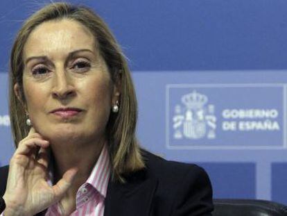 La ministra de Fomento, Ana Pastor.