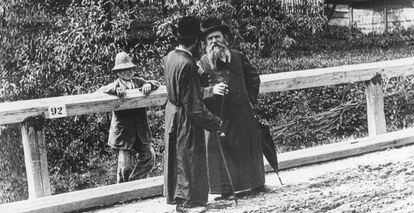 Judíos ortodoxos en una villa de Galitzia, que fue reino entre 1773 y 1918.