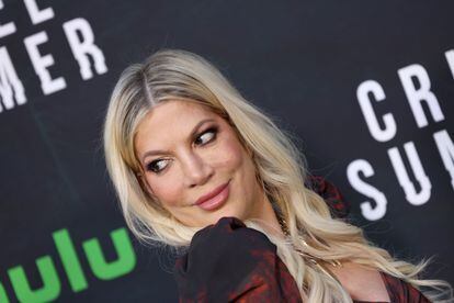 Tori Spelling sufre su en sima ca da en desgracia de la mansi n