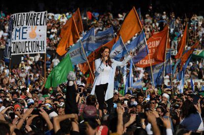 Cristina Kirchner, en un acto de campaña en el estadio de Racing.