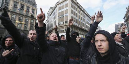 Un grupo de ultras irrumpe en la concentraci&oacute;n contra el terrorismo celebrada el domingo en Bruselas.