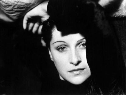 Dora Maar retratada por Man Ray.