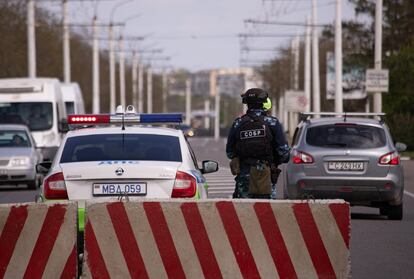 Un control policial, el miércoles cerca de Tiraspol.