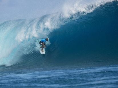 El australiano Wright hace historia en el surf al rozar la perfección en Fiji