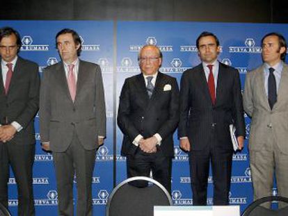 Jos&eacute; Mar&iacute;a Ruiz Mateos, junto a seis de sus hijos.