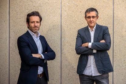 Eduardo Madina (derecha) y Borja Sémper, este lunes en Madrid.