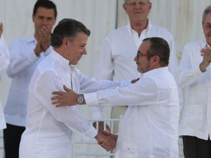 Uribe pide a Santos que el texto no se considere definitivo hasta que lo revisen los partidarios del  no 