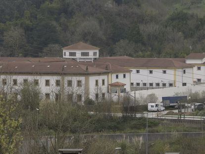 Imagen del exterior del Centro Penitenciario de Martutene, en San Sebastián, donde estaba el recluso cuando solicitó ser visitado por su mascota.